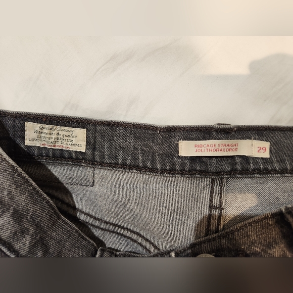 Levi's Women Size 29 Ribcage Straight Gray Jeans - Picture 5 of 5